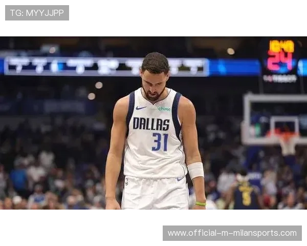 克莱表现低迷，独行侠困境深化，缺乏替代者难以摆脱困境，克莱伯独行侠